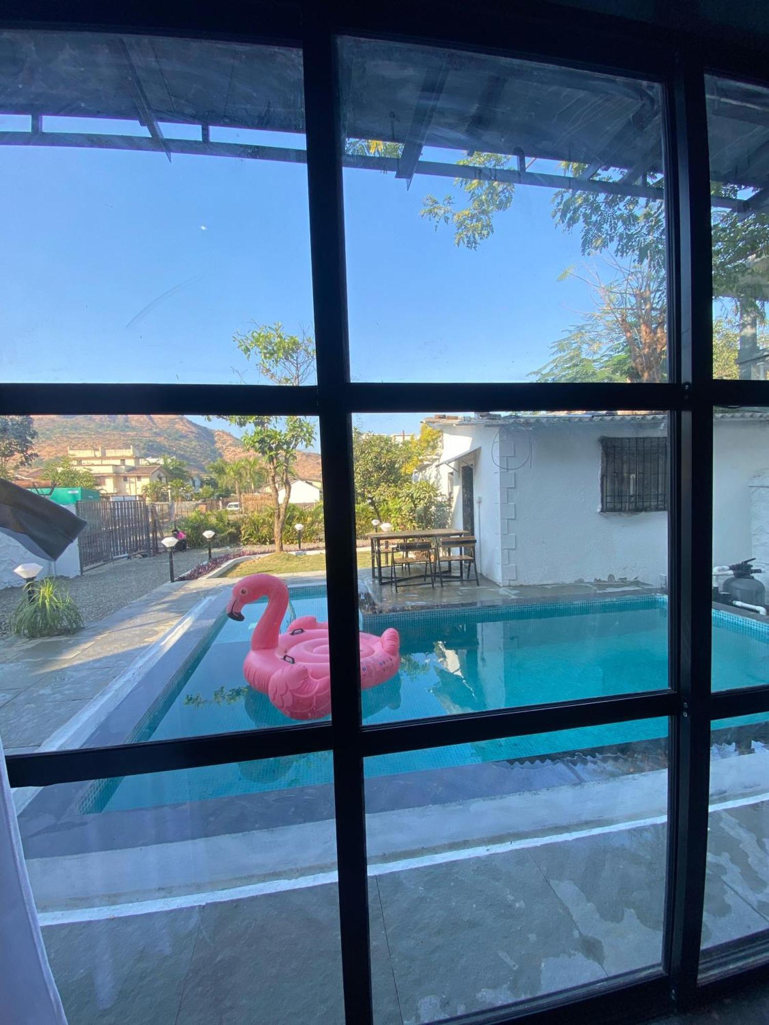 Villa Canvas & -